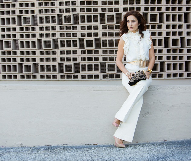 10 Fashion Tips for Petite Women to Look Taller