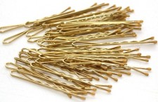 25 Different Ways to Use Bobby Pins
