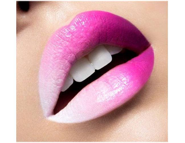 Giving Your Lips 3D Effect