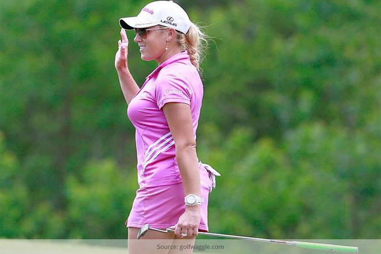 Top 5 Hottest Women Golfers 