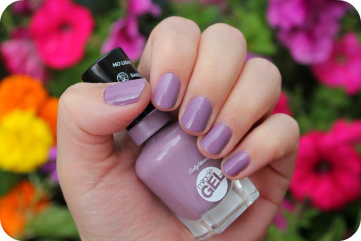 Top Best Long Lasting Nail Polishes