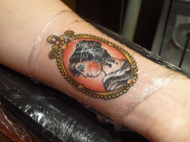 Dry Skin Tattoo: How To Properly Heal Your Tattoo When It ...