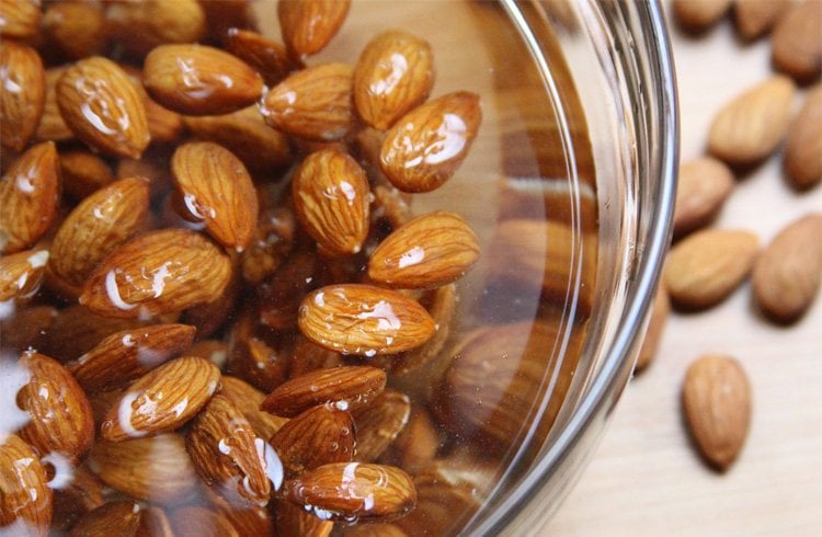 Almonds Soaked In Water For Weight Loss