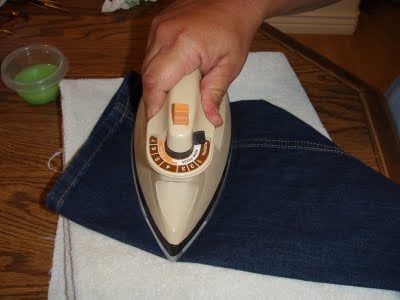 How-to-paint-jeans-tutorial How to paint jeans tutorial