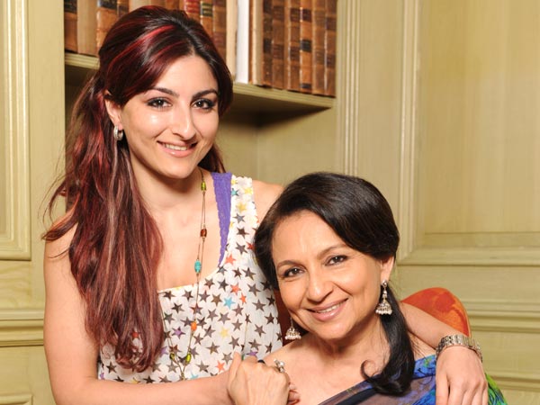 Mother Daughter Duos In Bollywood