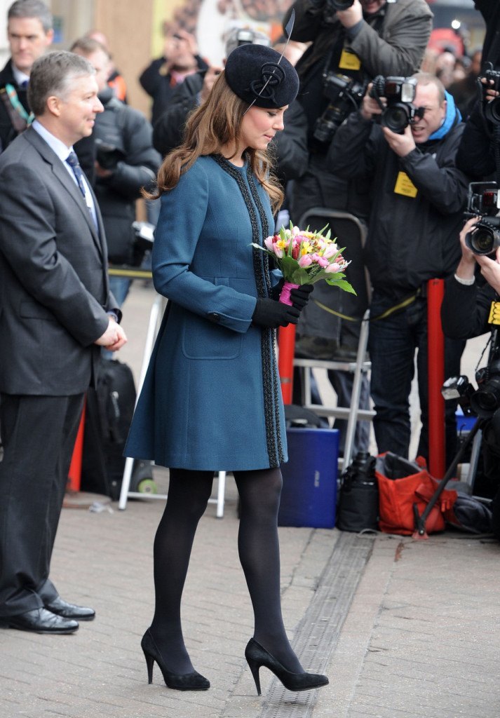 The Queen & Kate Middleton Visit Baker Street Underground Station