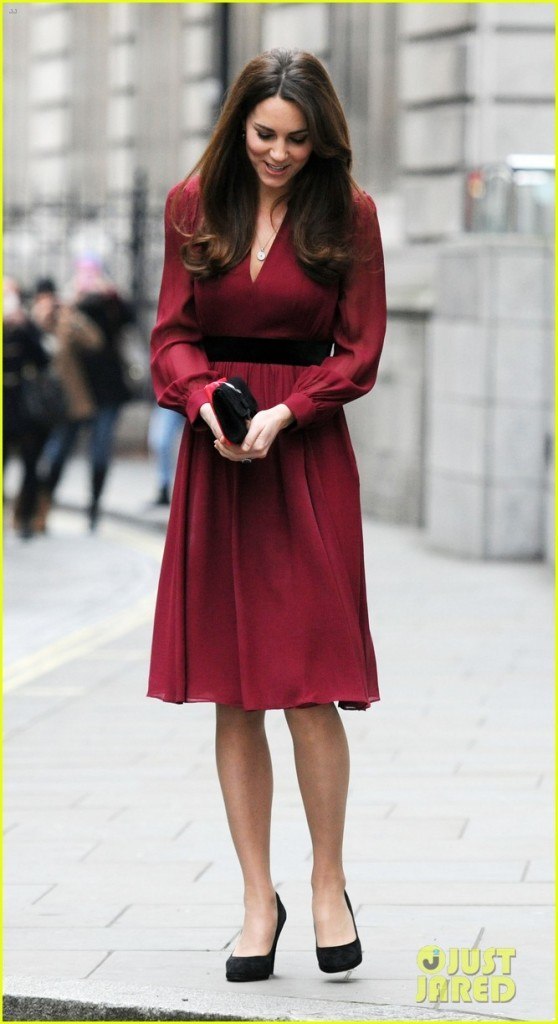 kate middleton baby bump