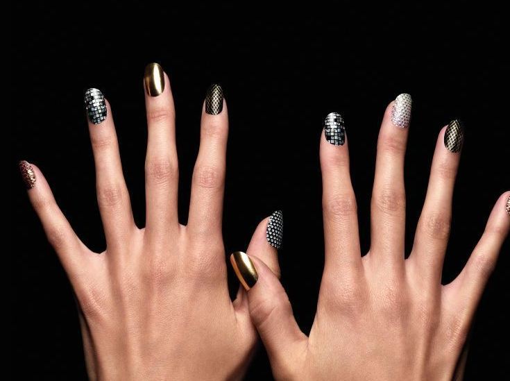 L'Oreal Launches FashioNAILable Art Stickers
