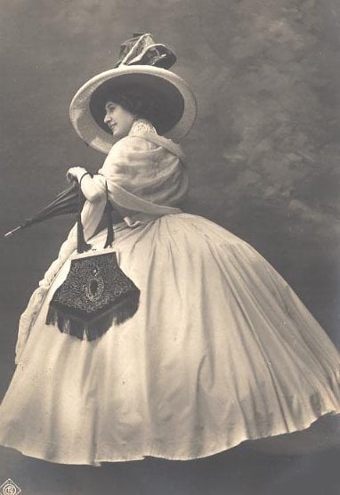 Clothing victorian women era for