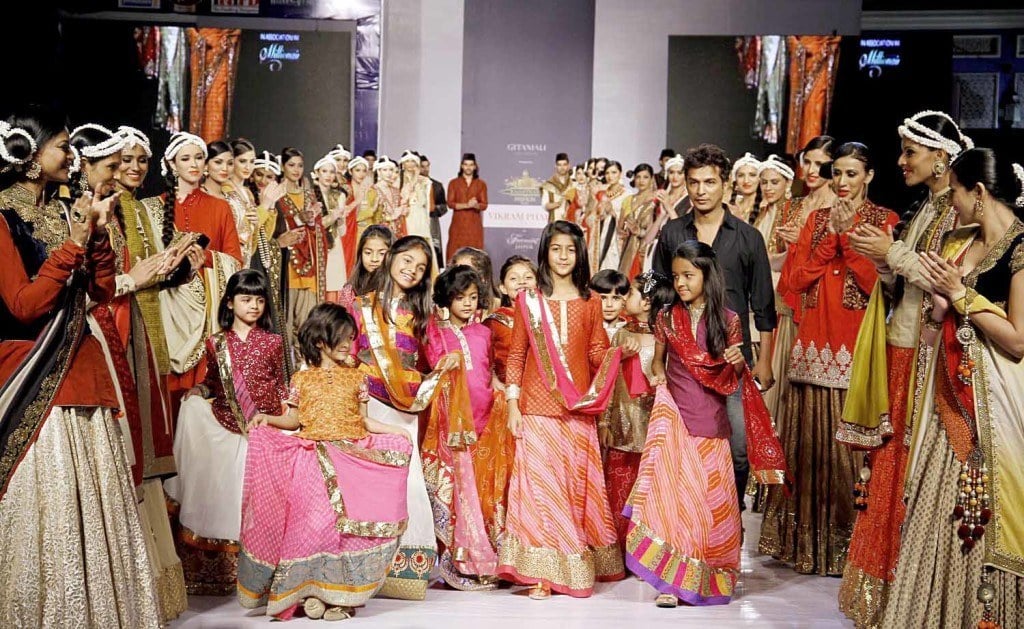 vikram phadnis collection at rajasthan fashion week