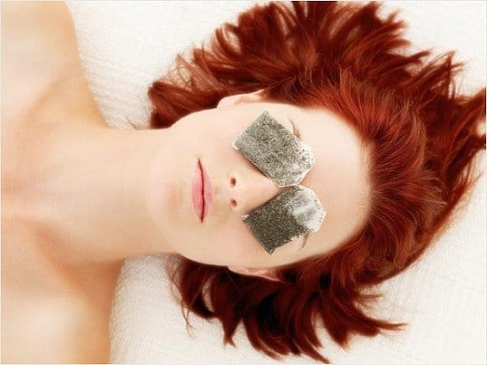 Chilled green tea bags for puffy eyes