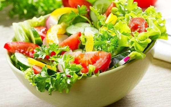 Lettuce-&-spinach-for-nails-and-hair spinach for nails and hair