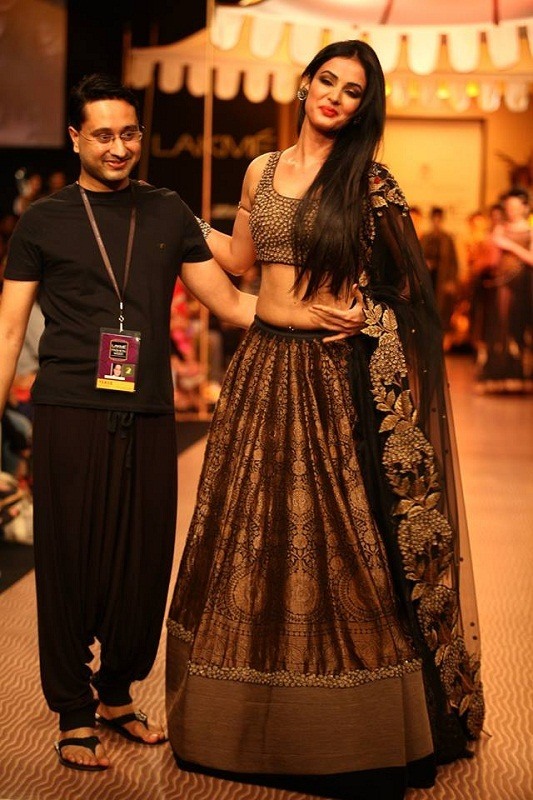 Shantanu Goenkas KRUHUN Sonal Chauhan Lakme Fashion Week