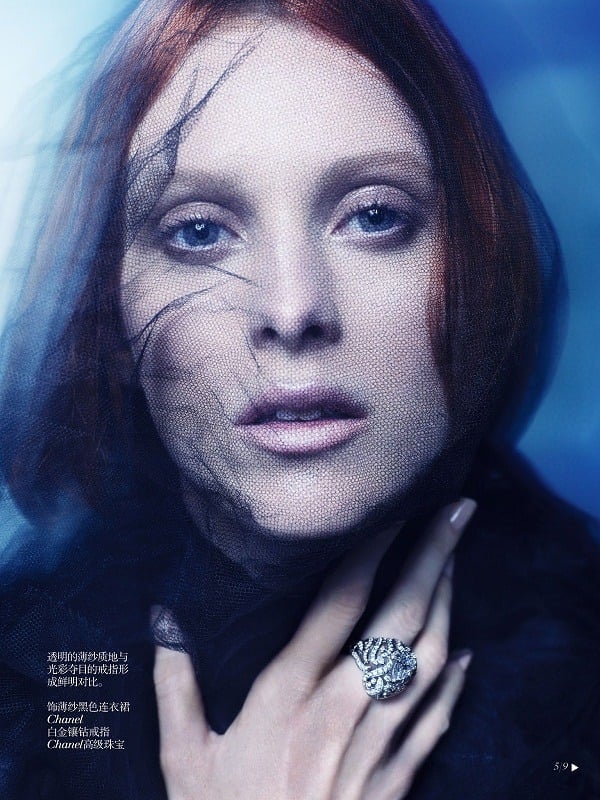 Karen-Elson-Vogue-China-Oct-2013