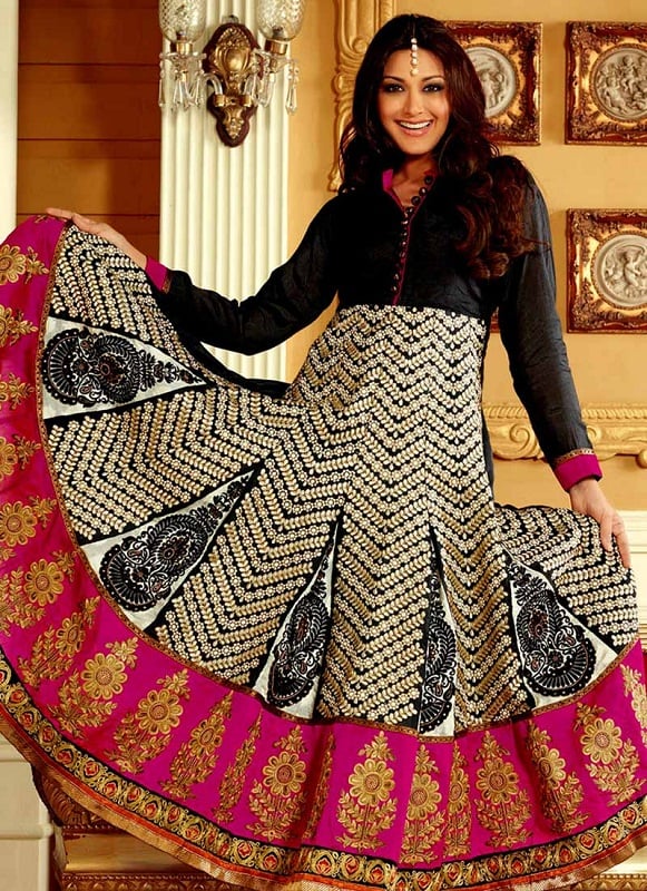 sonali bendre anarkali suits