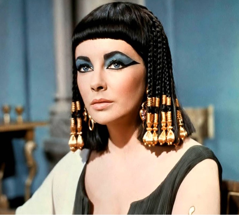 Elizabeth Taylor Cleopatra ye makeup