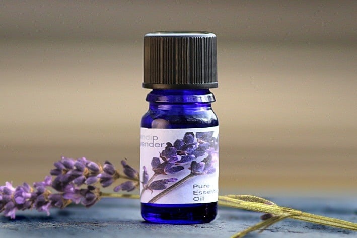 Lavender-Oil-bath