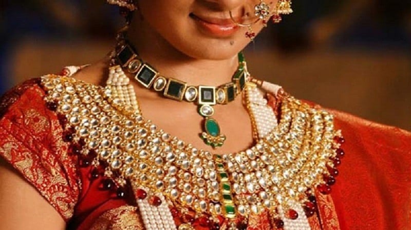kundan-meenakari-bridal-jadau-jewelry