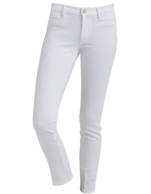 How to wear White Jeans this Winter