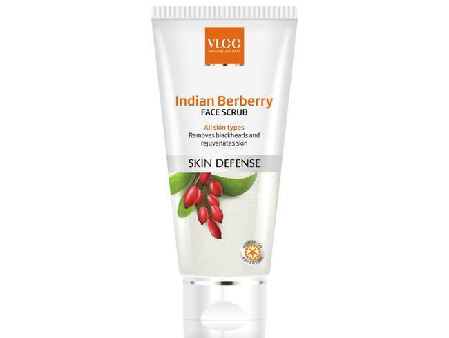 VLCC Skin Defense Indian Berberry Face Scrub