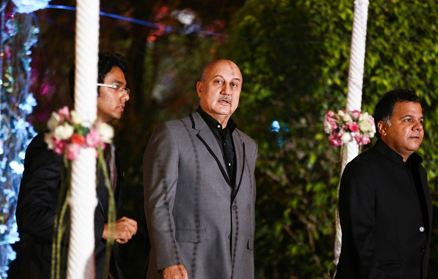 Anupam-Kher-ahana-deol-reception