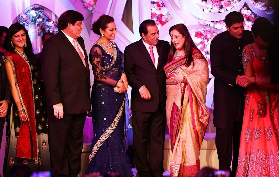 sonakshi-sinha-Ahana-Wedding-Reception