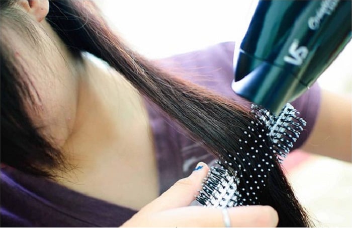 How To Get Perfect Straight Hair: 8 Easy Steps How To Get Perfect Straight Hair: 8 Easy Steps
