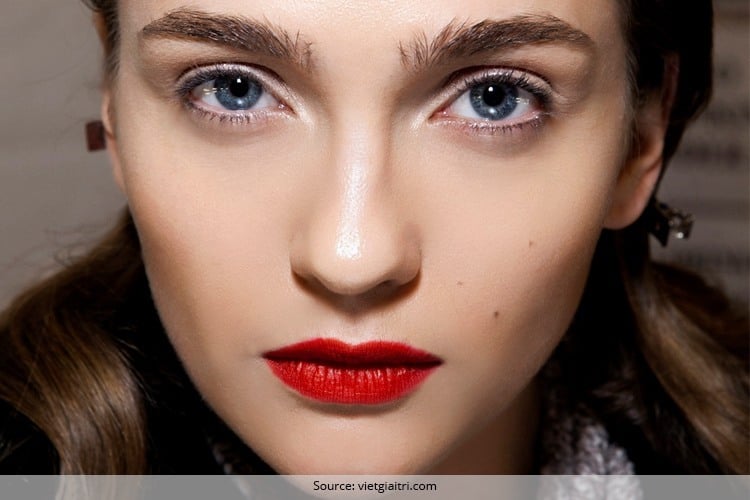 How to Wear the Matte Red Lipstick