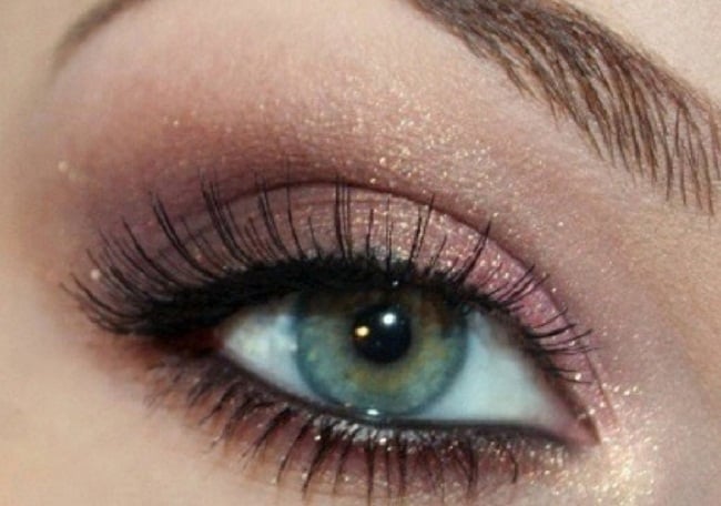 soft-pink-eye-makeup