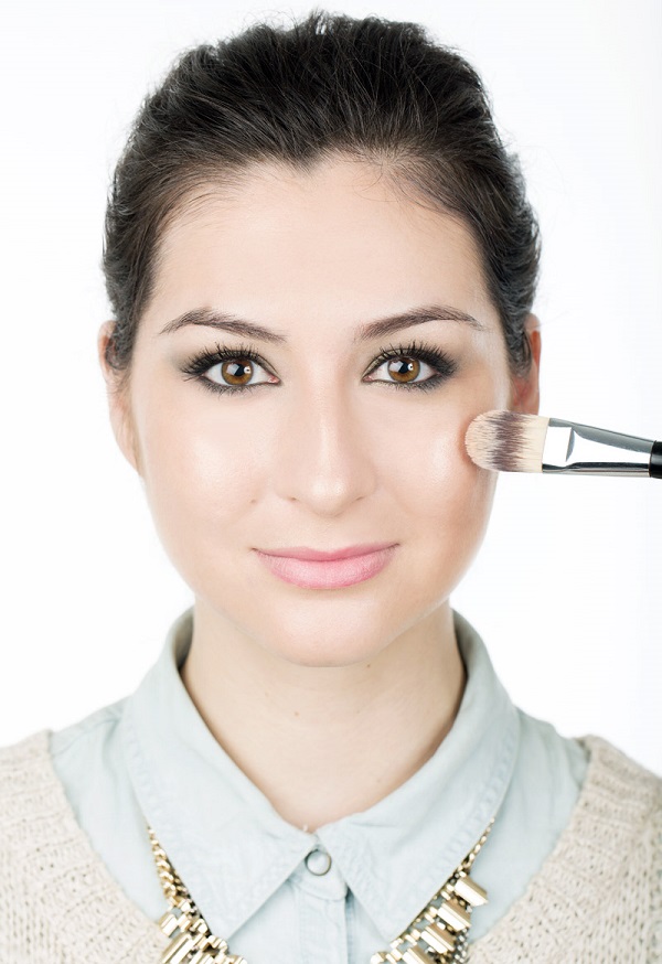 5 Easy Steps to use Highlighter and Glow like Moon