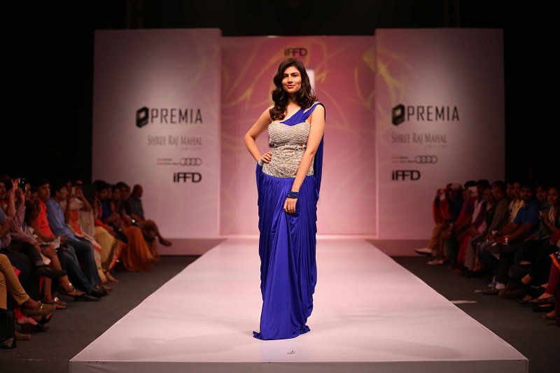 Premia-India-Runway-Vanya-Mishra-Miss India-2012-showstopper-for-Aashna-&-Vikrant