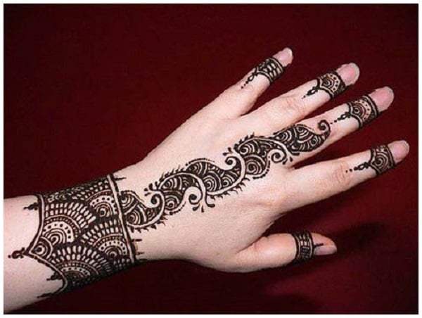 Easy Arabic Mehndi Designs for wrist