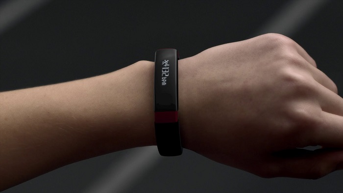 lg-lifeband