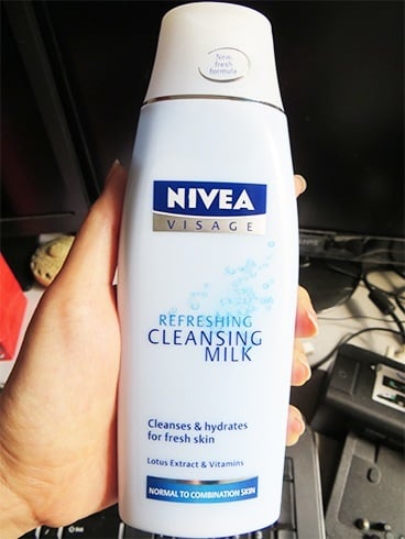 Nivea Visage Refreshing Milk
