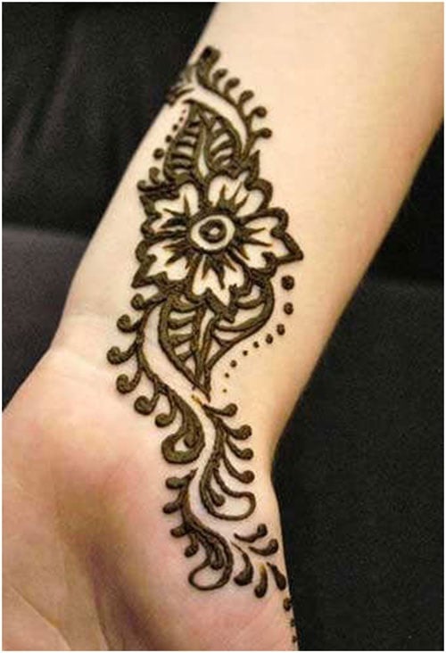 Simple Mehendi Designs