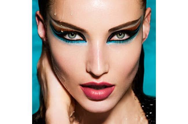 Go Bold mit Blazing Smokey Eye Looks - 5 einzigartige Stile!  