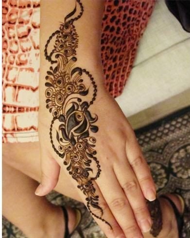 Flower mehndi design for eid