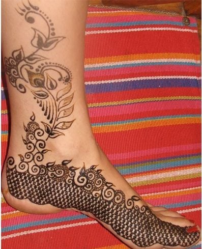 Eid mehendi designs for legs