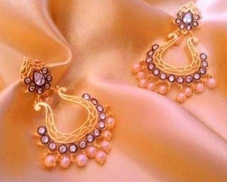 Golconda Mine Diamond and Pearl Danglers