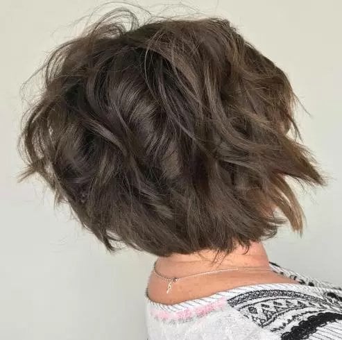 20 Smart And Classy Hairstyles For Women Over 50