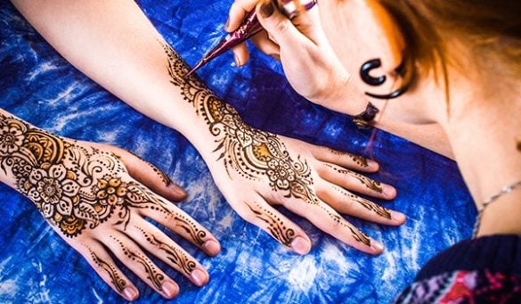 How to Apply Henna Mehndi Designs