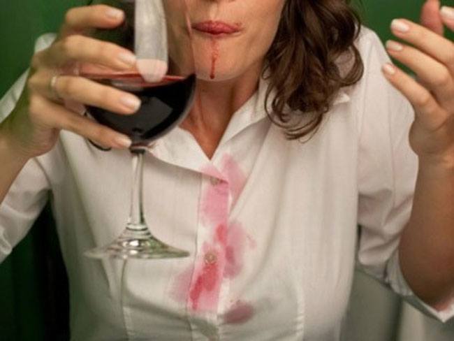 remove Wine Stains