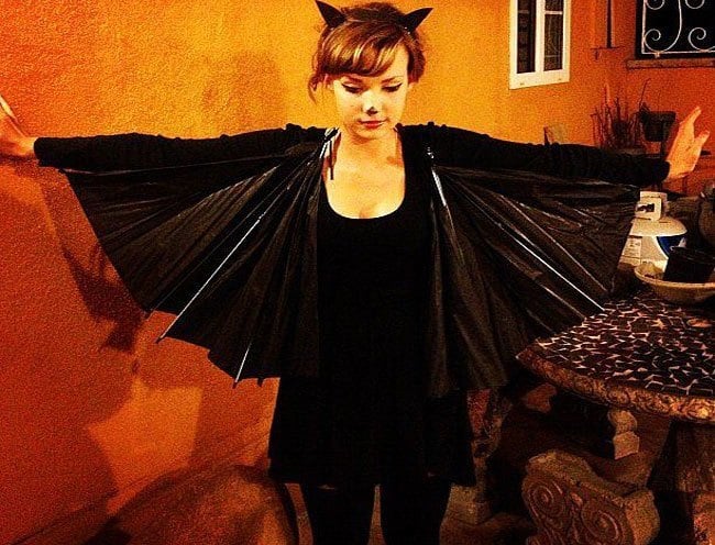 How to make a bat costume from home