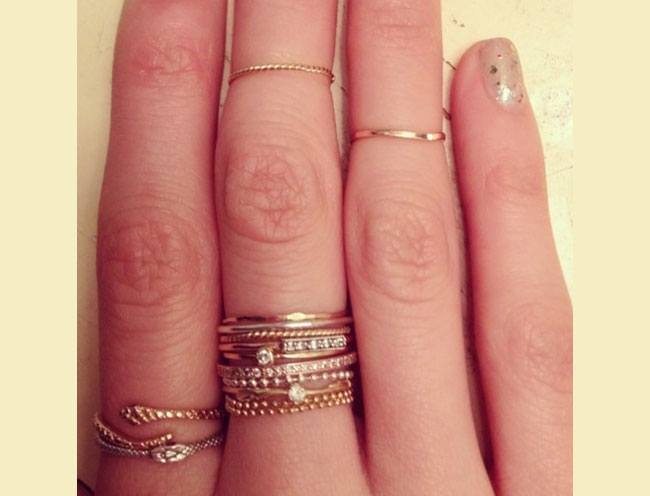 Thin Stacked Rings