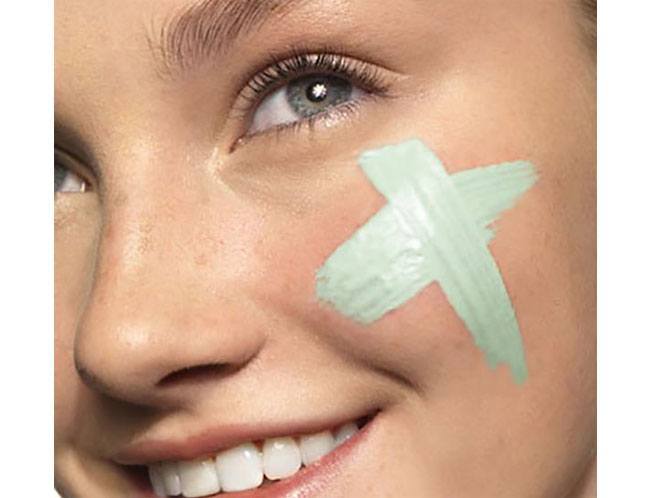 Toothpaste Beauty Hack