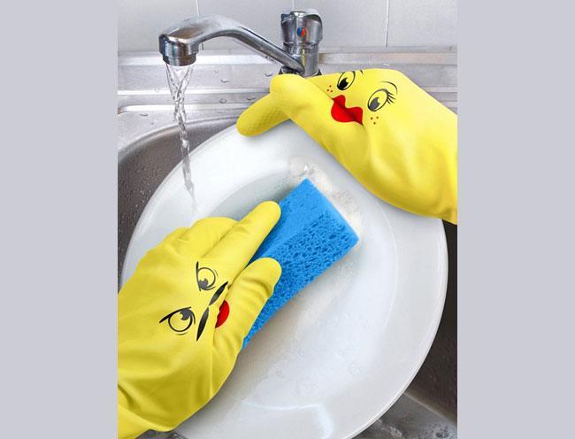 Wear Dish Gloves