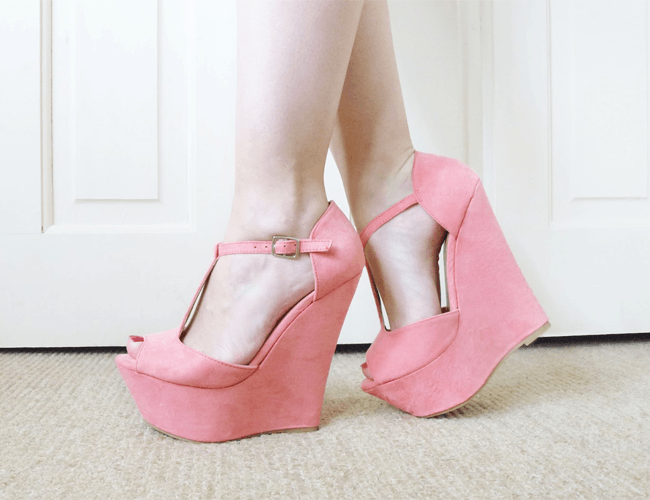 How to Walk in Different Heels like a Pro Start From The Basics