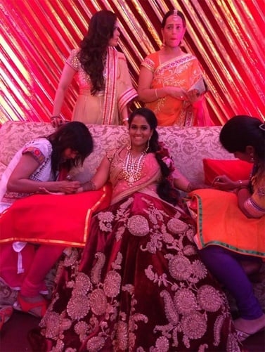 Arpita-Khans-Mehendi-and-Sangeet-Ceremony_03