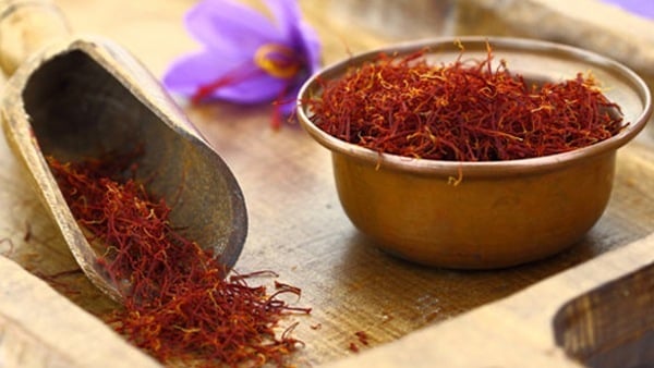 Saffron Face Packs