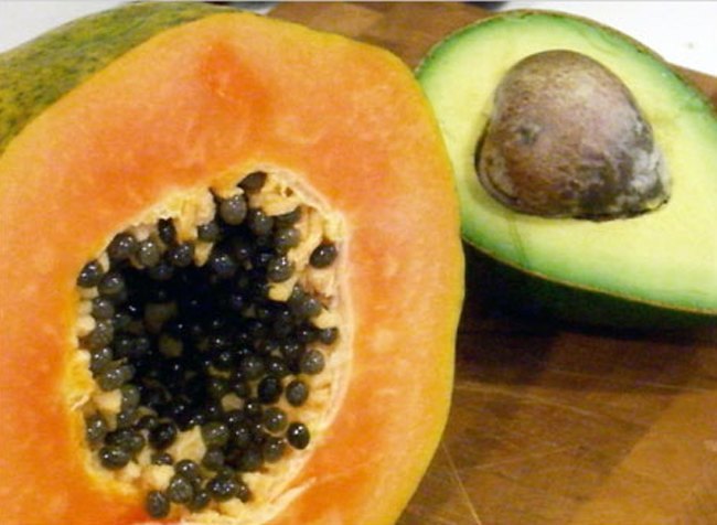 papaya-with-avacado